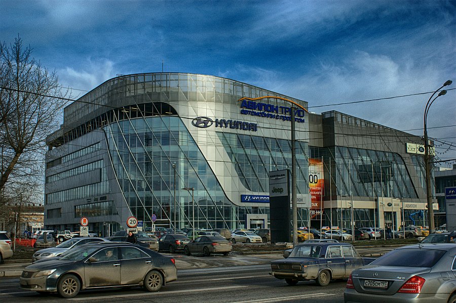 Land Rover and Hyundai center «AVILON» in Moscow 