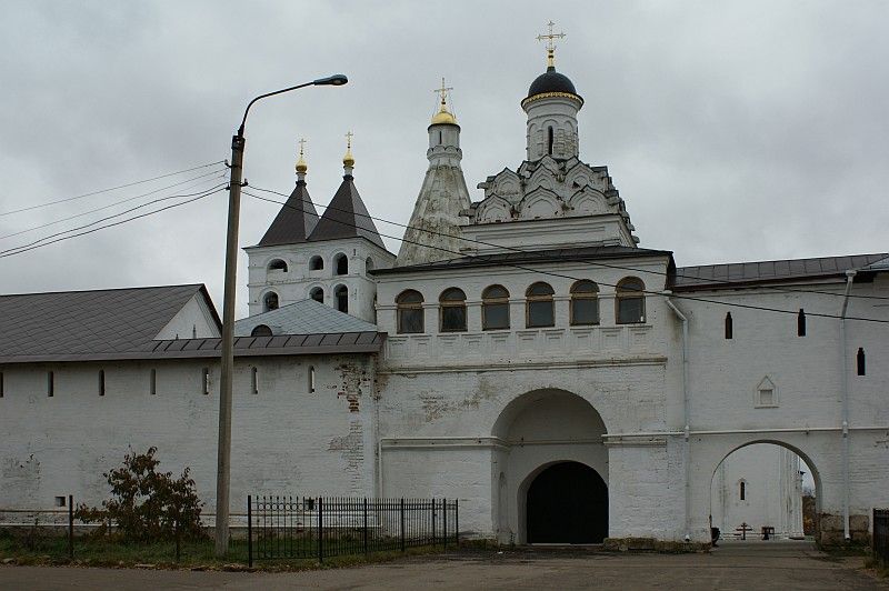 Vvedensky Vladichny monastery 17century, ul. Oktybrskay, Serpukhov, Moscow Oblast, Central Federal District, Russia 