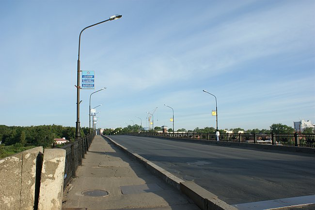 Alexander Nevsky Bridge across Volkhov at Novgorod, Novgorod oblast, Northwestern Federal District, Russia 