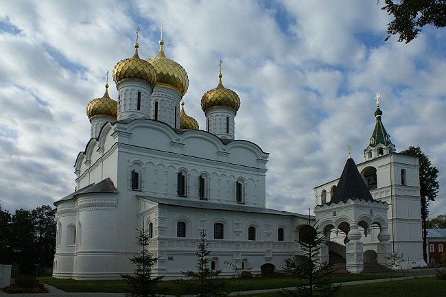 Troitsky Cathedral, Ipatiev monastery, Kostroma, Kostromskaya Oblast, Russia 