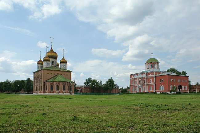 Tula Kremlin – Assumption Cathedral & Epiphany Cathedral 