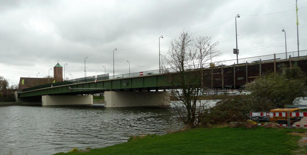 Ernst Walz Bridge 