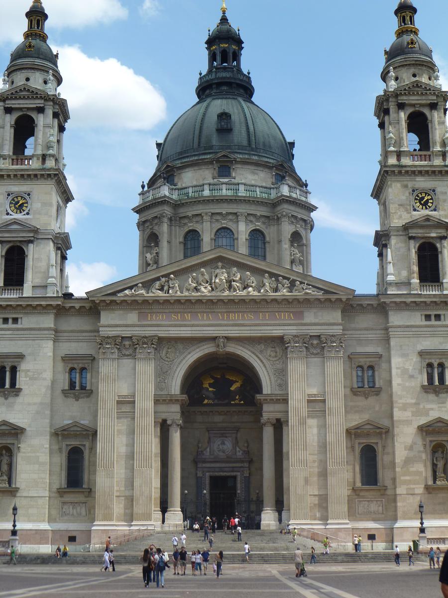 Basilique Saint-Etienne 