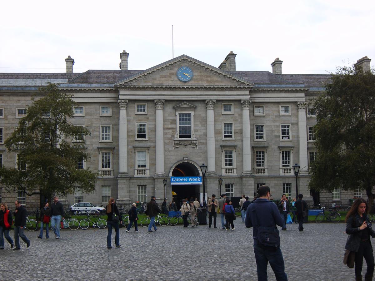 Trinity College, Dublin - Entrée 