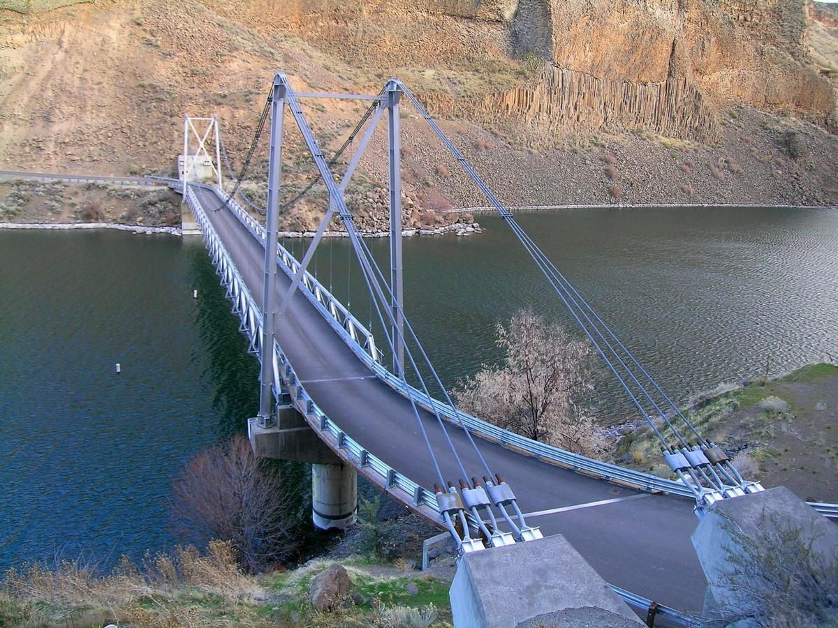 Deschutes Arm Bridge at Lake Billy Chinook 