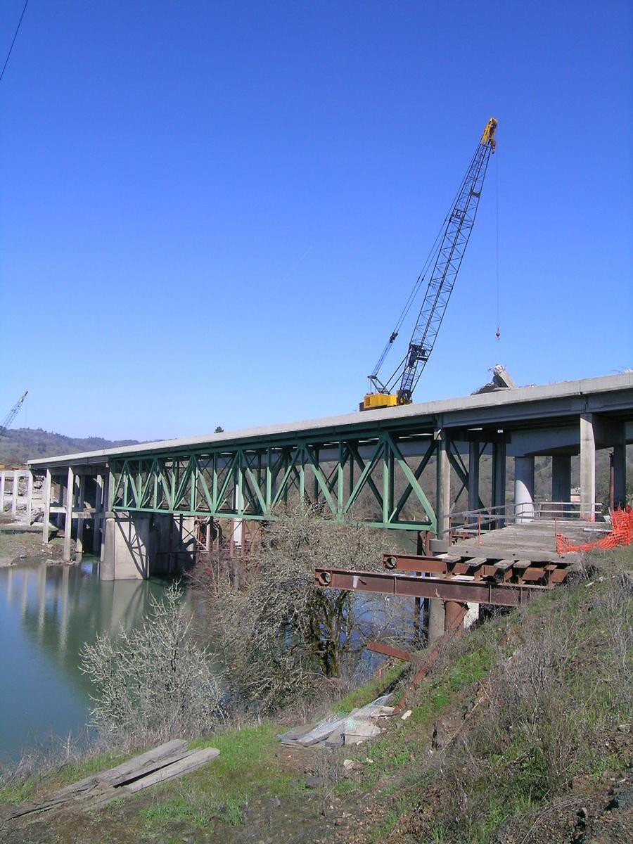 Interstate 5 – I-5 South Umpqua River Bridge II 