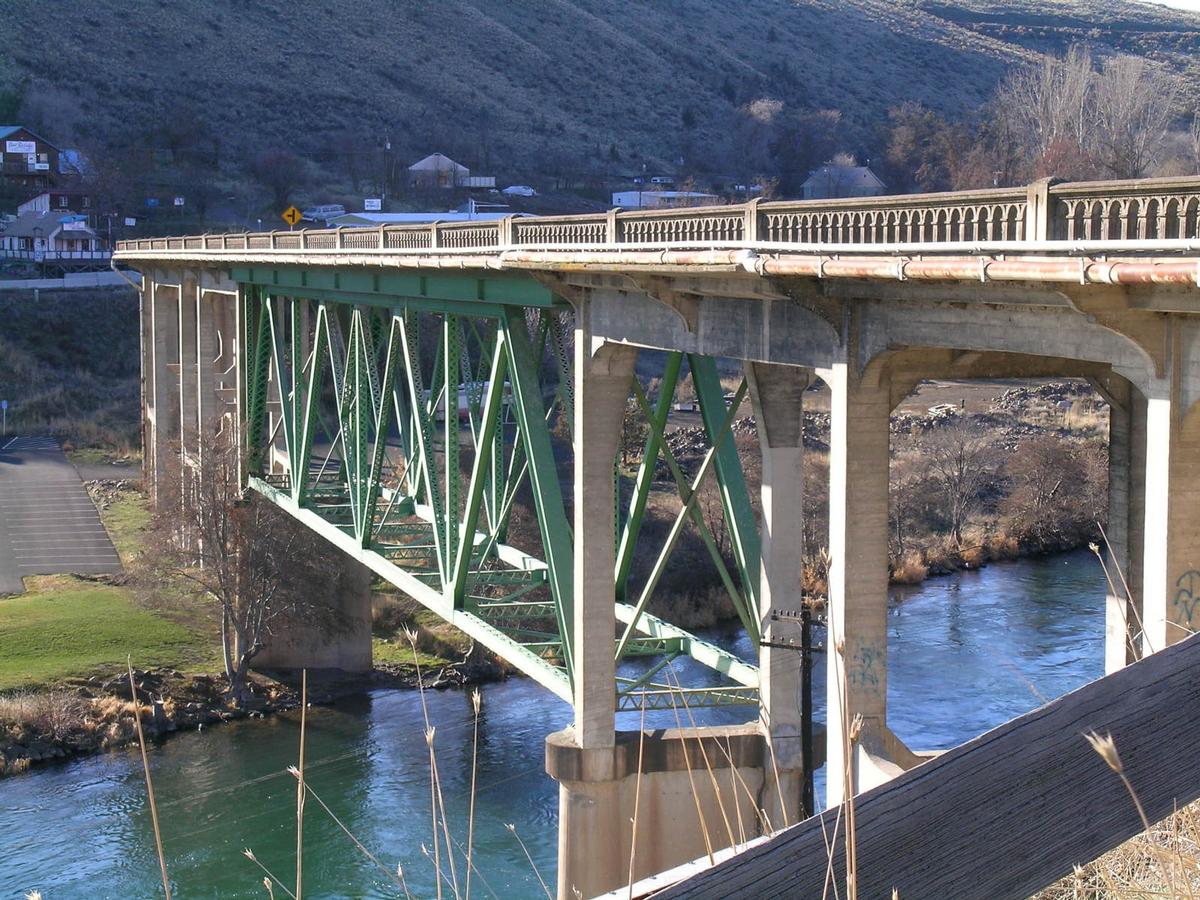 Deschutes River Bridge 