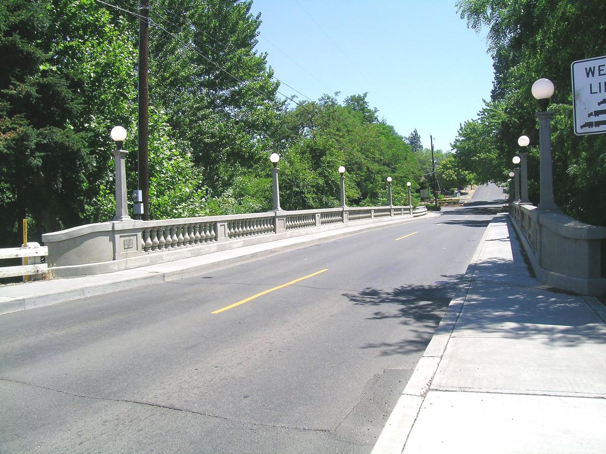 West Sixth Street Bridge 