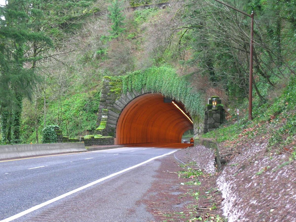 Tooth Rock Tunnel 