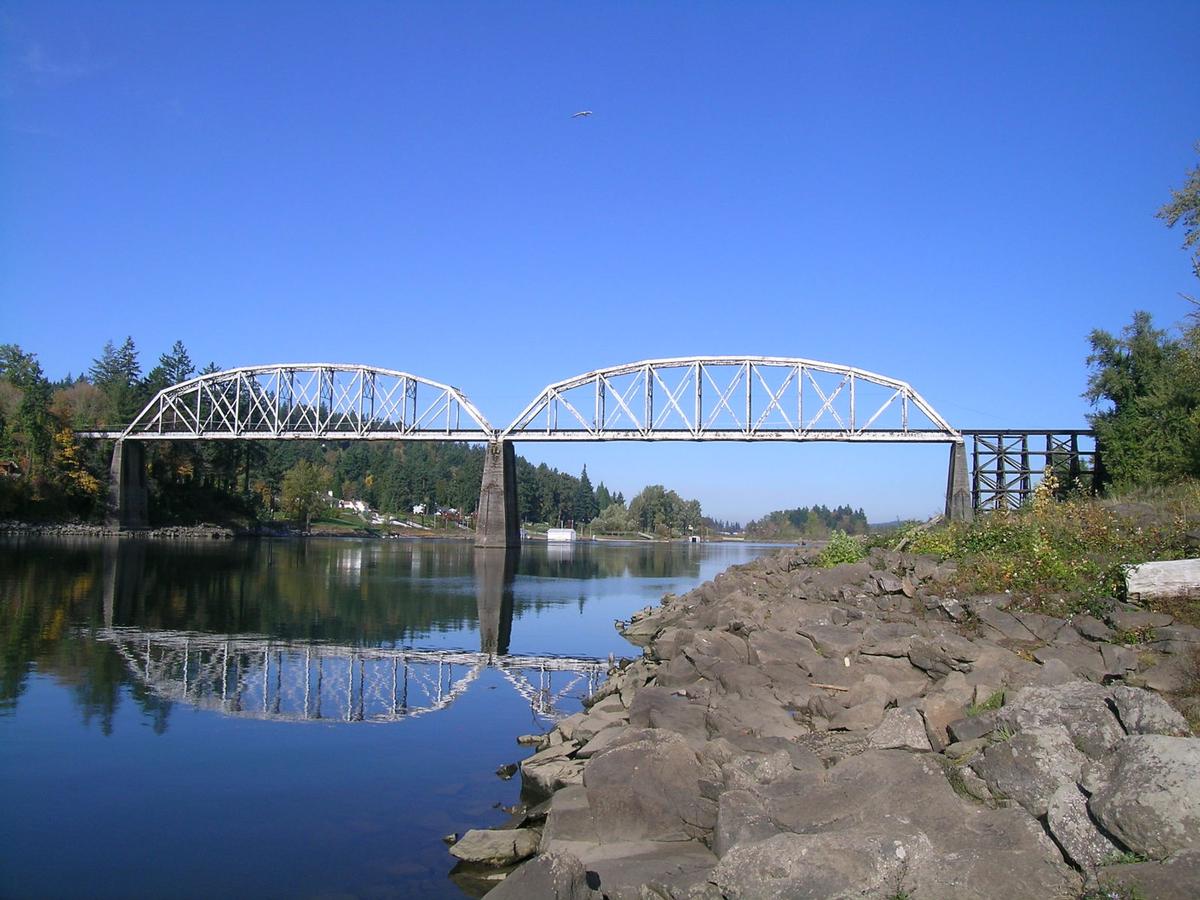 Lake Oswego Railroad Bridge 