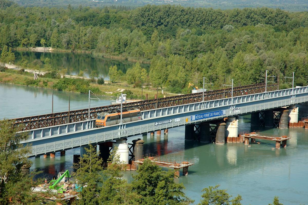 Pont de Culoz (entre Culoz et Vions) - Nouveau pont en service 