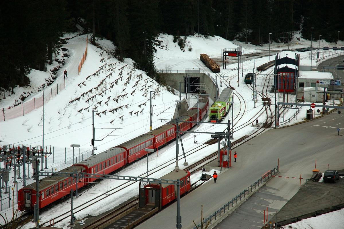 Portail Selfranga du tunnel de Zugwald 