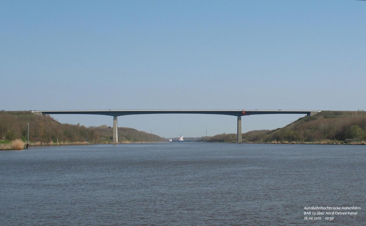 Canal de Kiel – Autoroute A 23 (Allemagne) – Autobahnhochbrücke Hohenhörn 