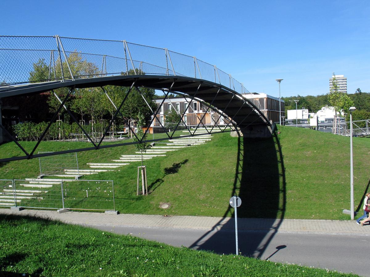 Stuttgart - Allmandring Footbridge 