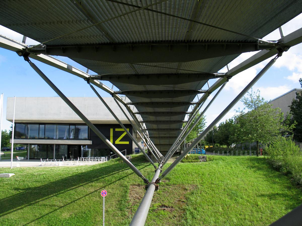 Stuttgart - Allmandring Footbridge 