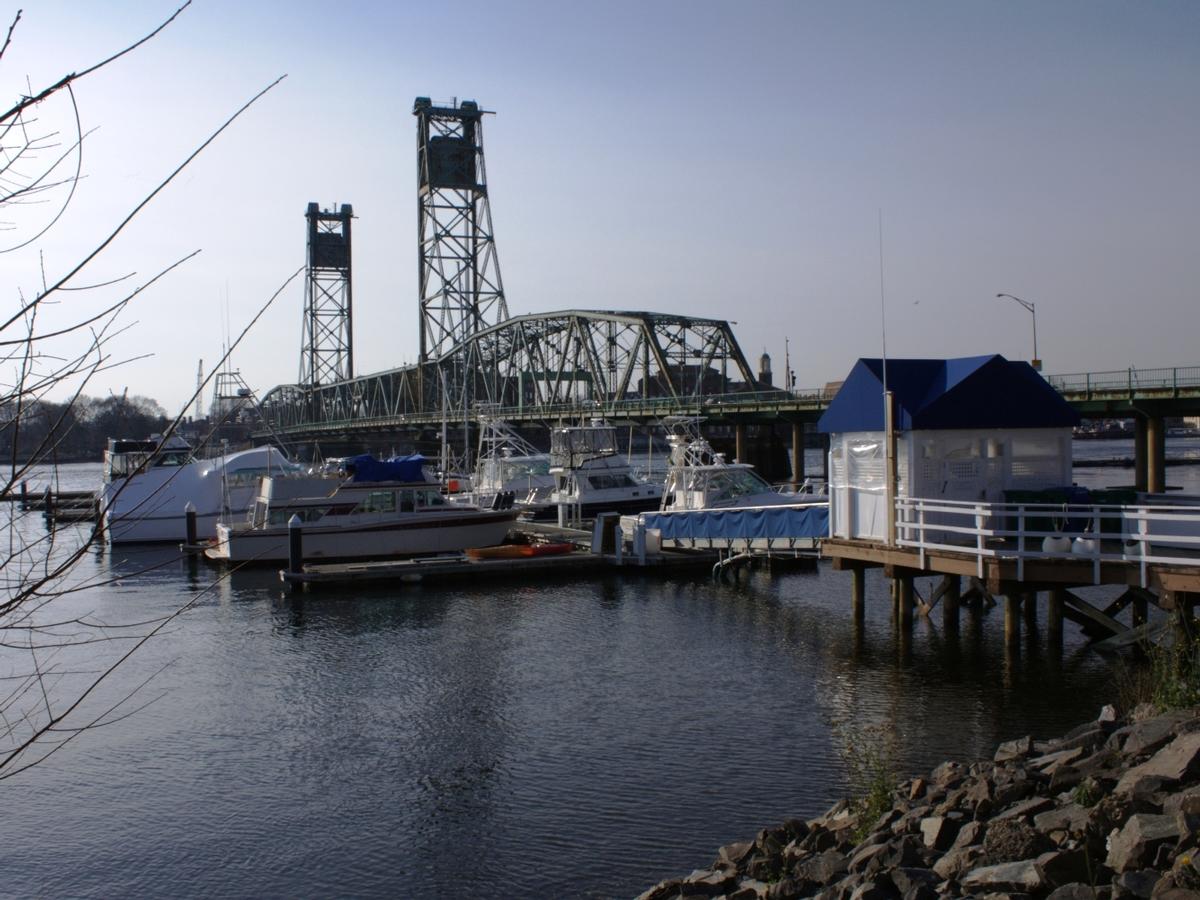 Memorial Bridge 