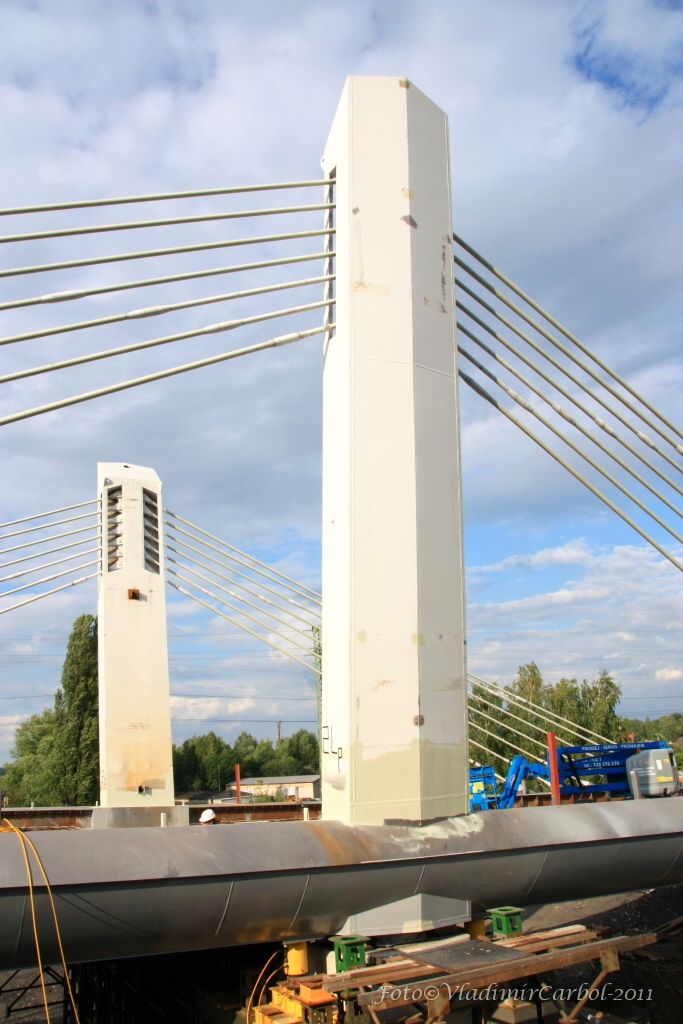 Bohumín-Skřečoň cable-stayed road bridge 