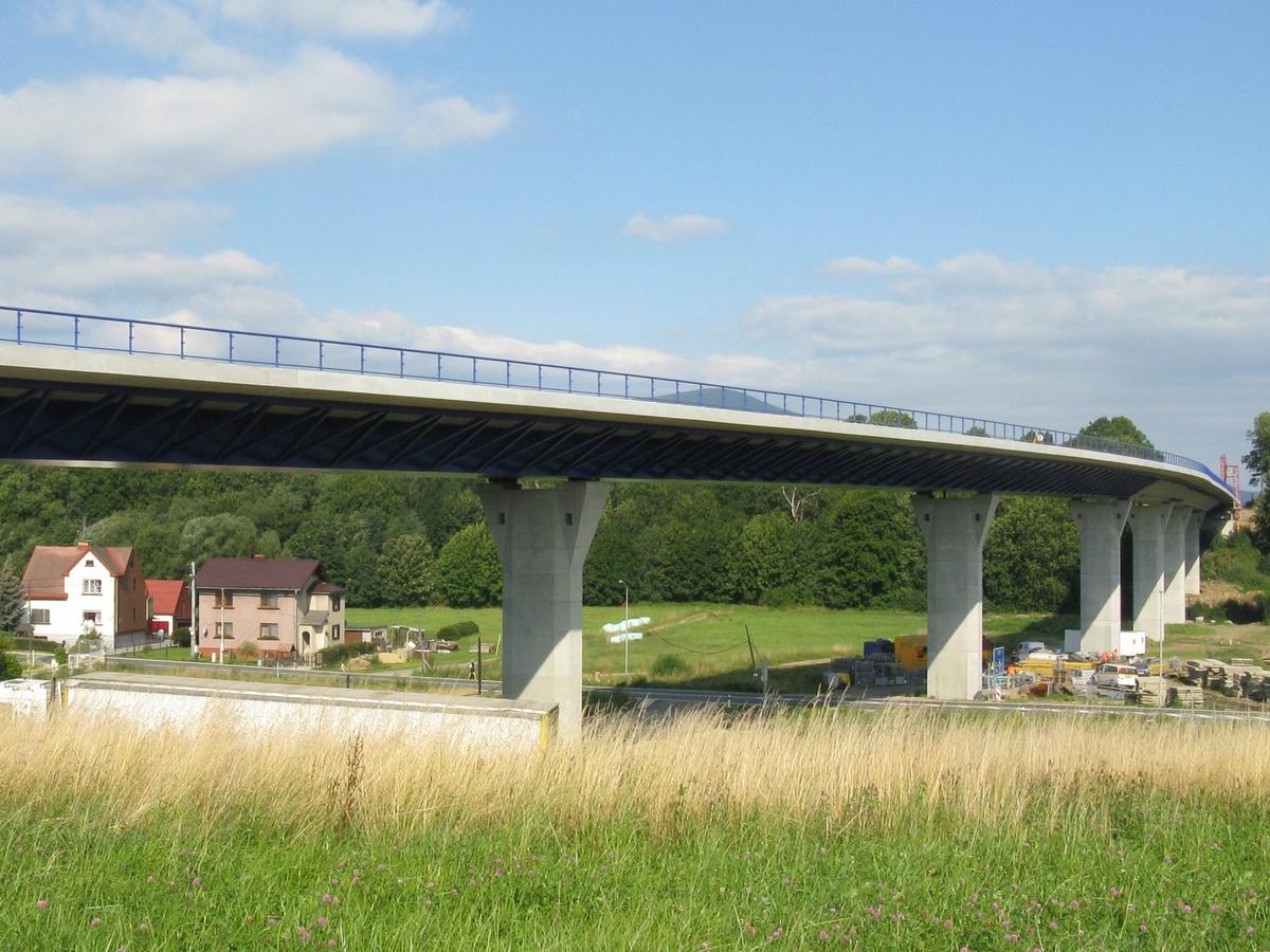 Jablunkov by-pass road bridge, overall view (Jablunkov, Czech Republic) 