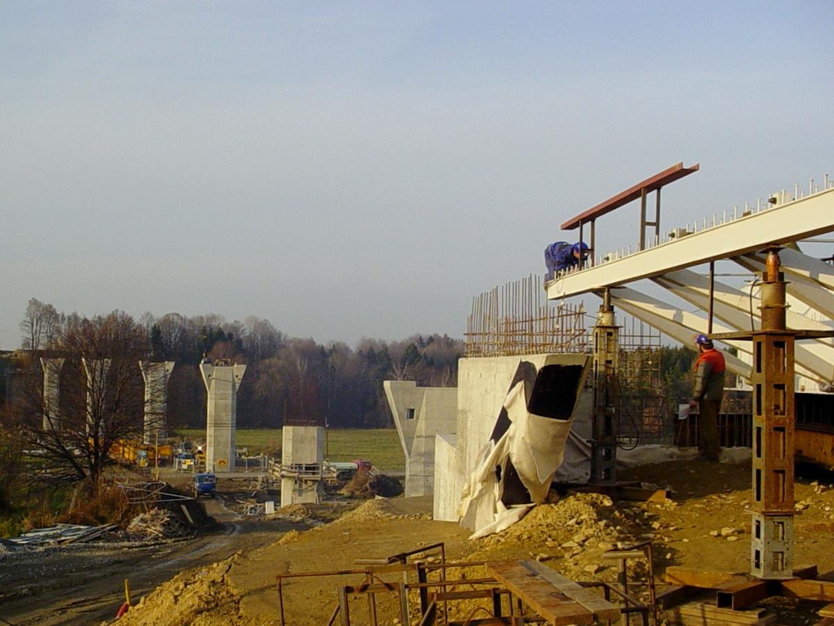 Jablunkov by-pass road bridge (Jablunkov, Czech Republic) 