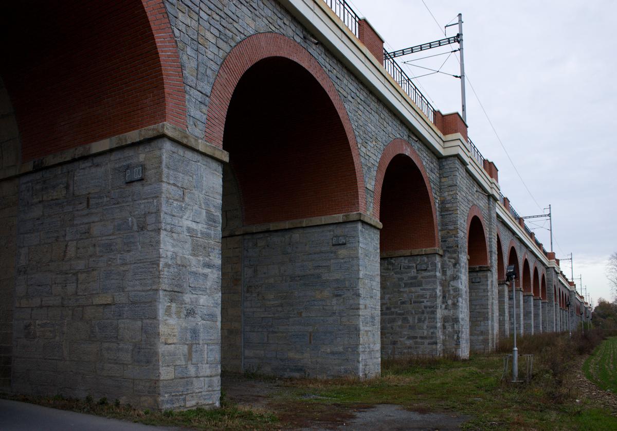 The brickbuilt side of Jezernice Viaduct 