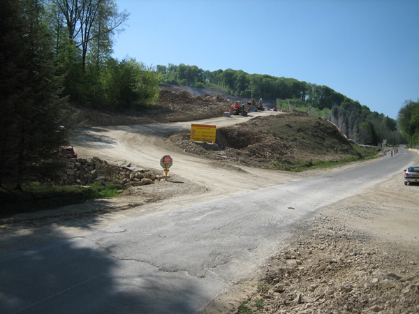 Viaduc du Pertuis: Préparation accès chantier 