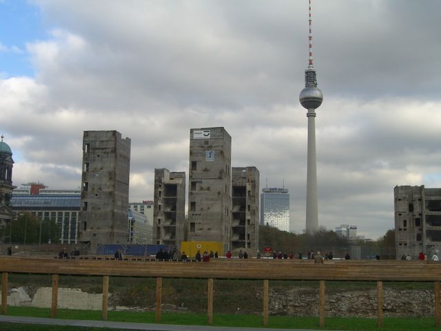 Die Reste des Palastes der Republik in Berlin Mitte 
