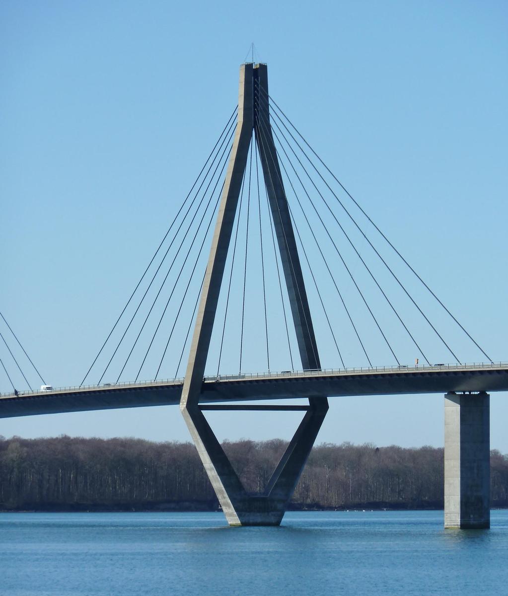 Farø Bridge 