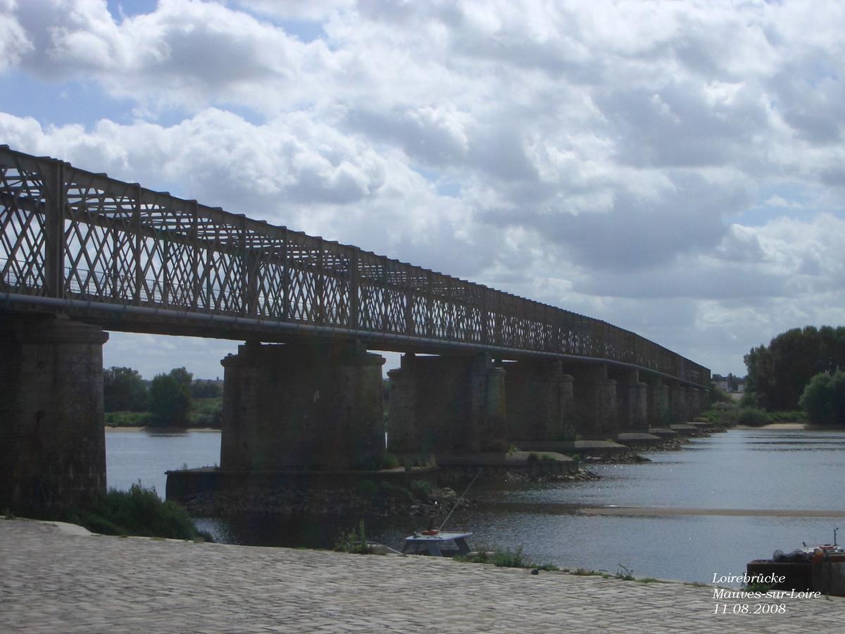 Loirebrücke Mauves-sur-Loire 