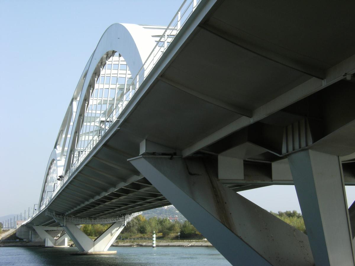 Garde-Adhémar-Viadukt 