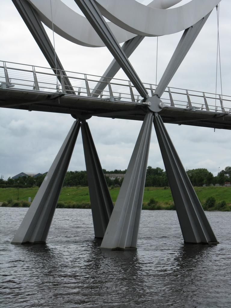 Infinity Bridge 
