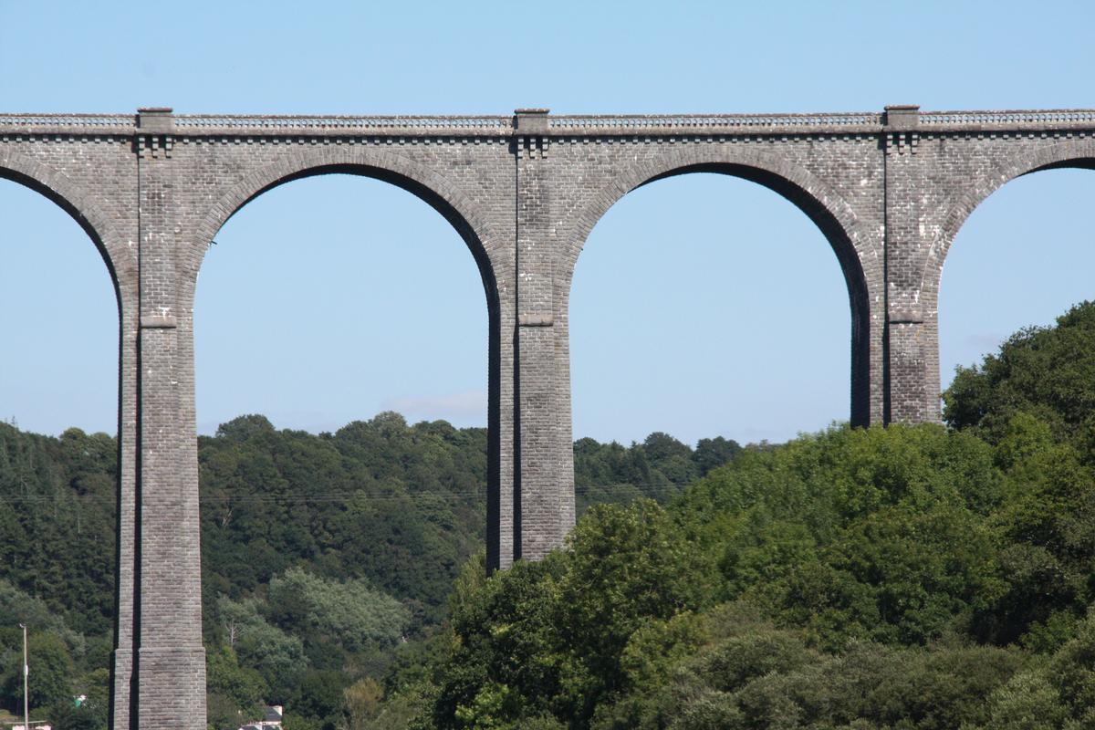 Port-Launay Viaduct 