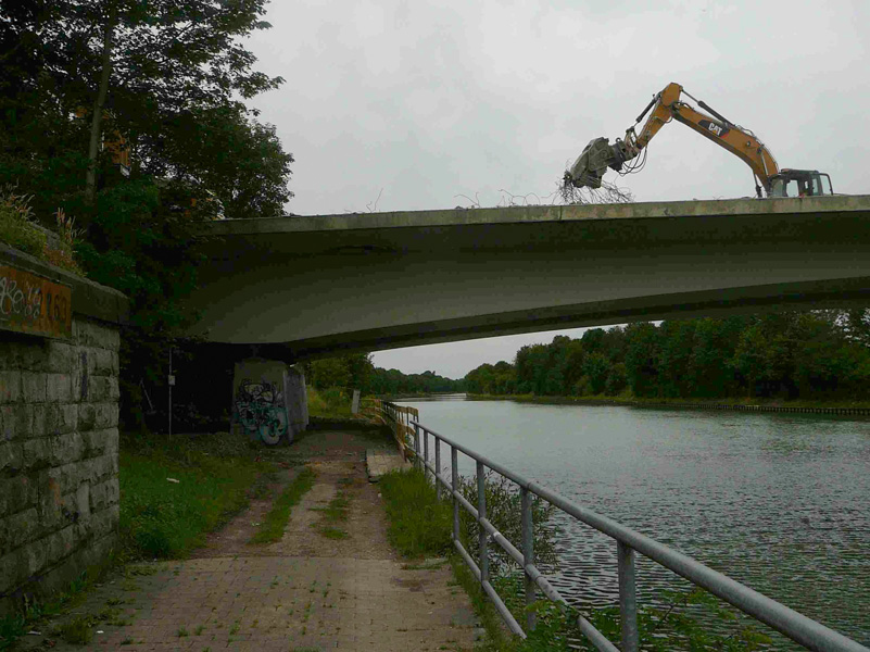 Abriss der Krudenberger Landstr Brücke am 17 Juni 2011 WDK-km 12,240 