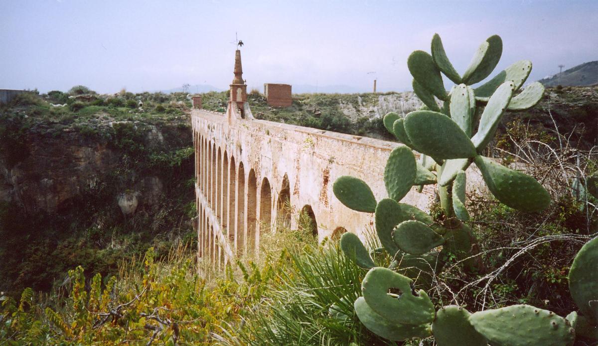 Aguila-Aquädukt, 18. Jh., bei Nerja (Andalusien) 