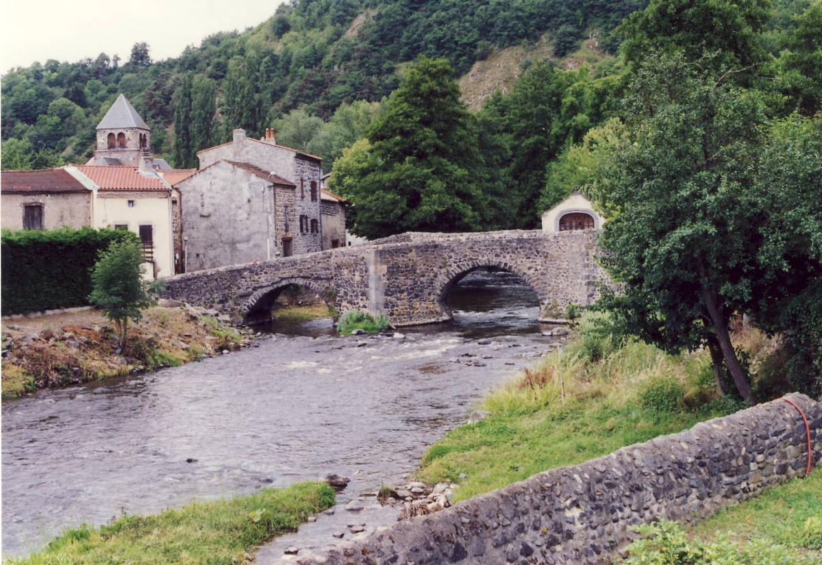 Pont-Vieux de Saurier 