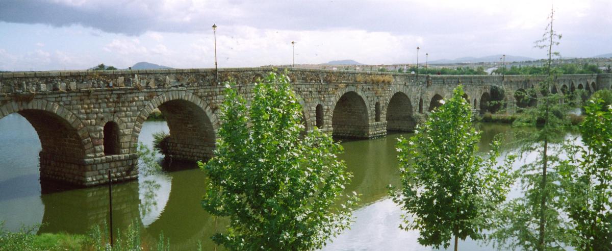 Merida Roman Bridge 