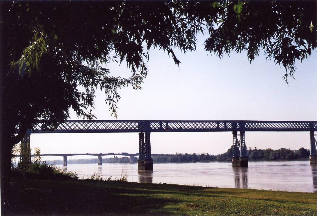 Pont de Cubzac 