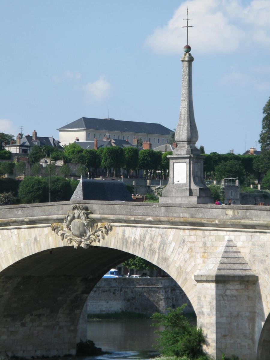 Blois, Pont Jacques Gabriel 