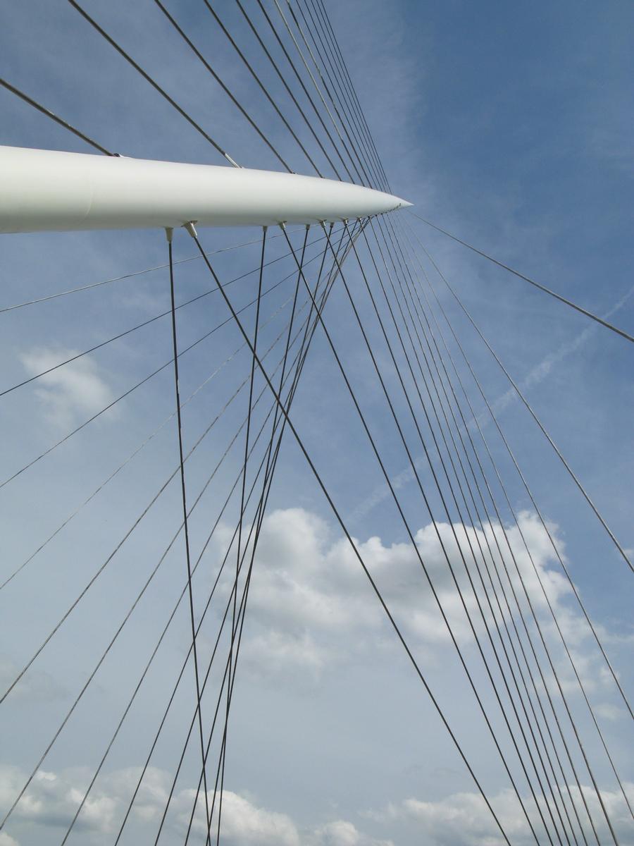 Nieuw Vennep, Harp Brug 