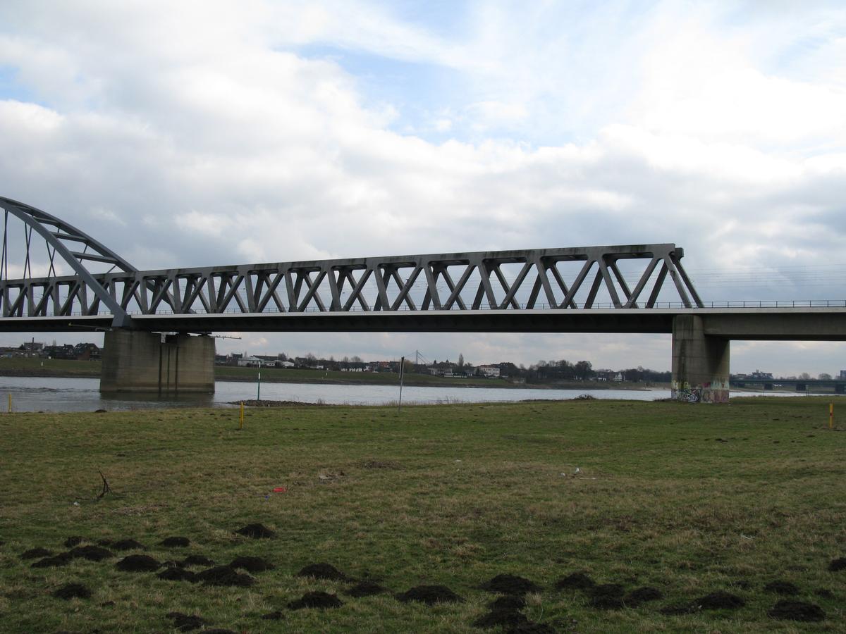 Pont ferroviaire de Hamm 