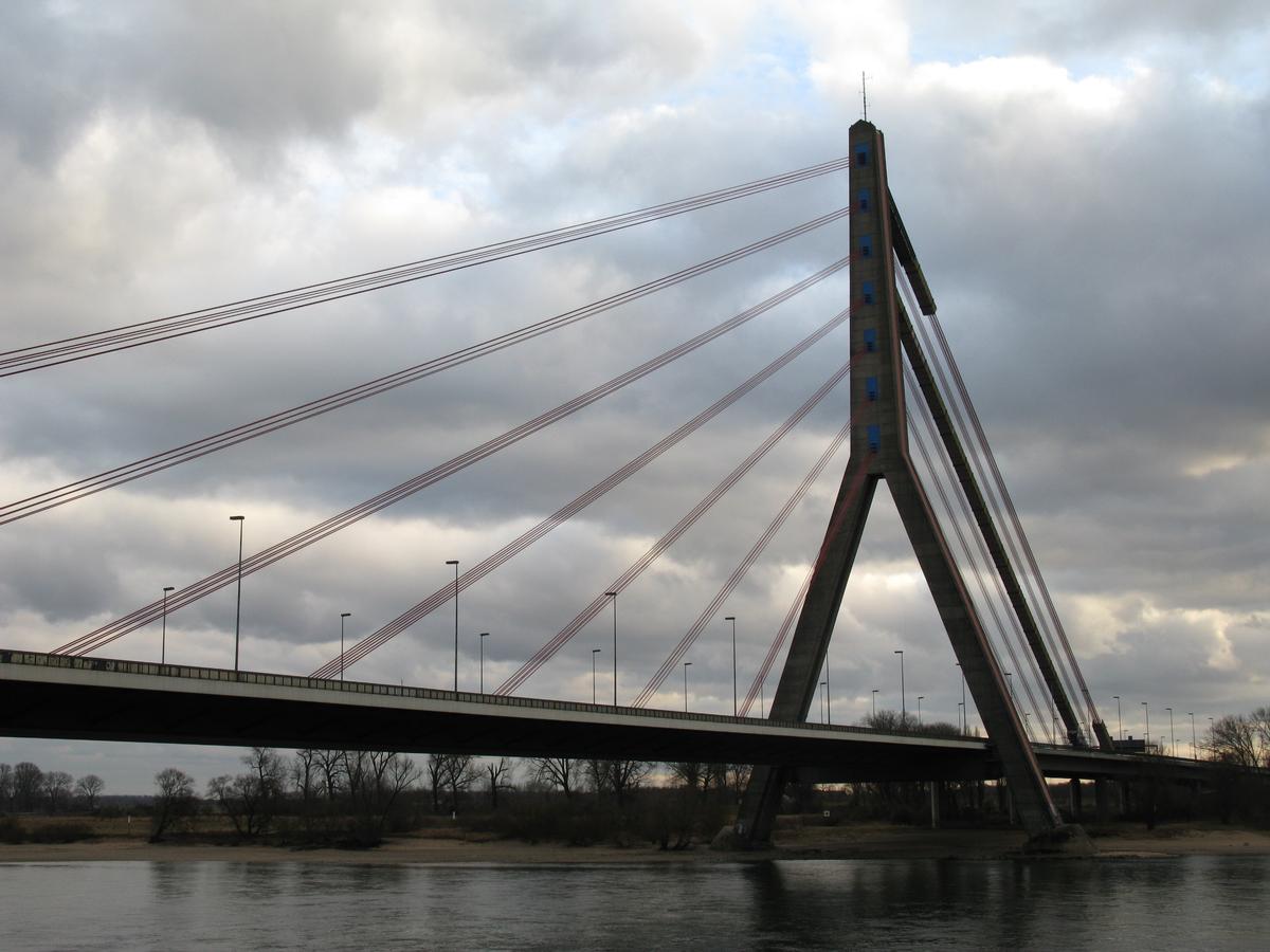 Düsseldorf, Fleher Brücke (1979) 