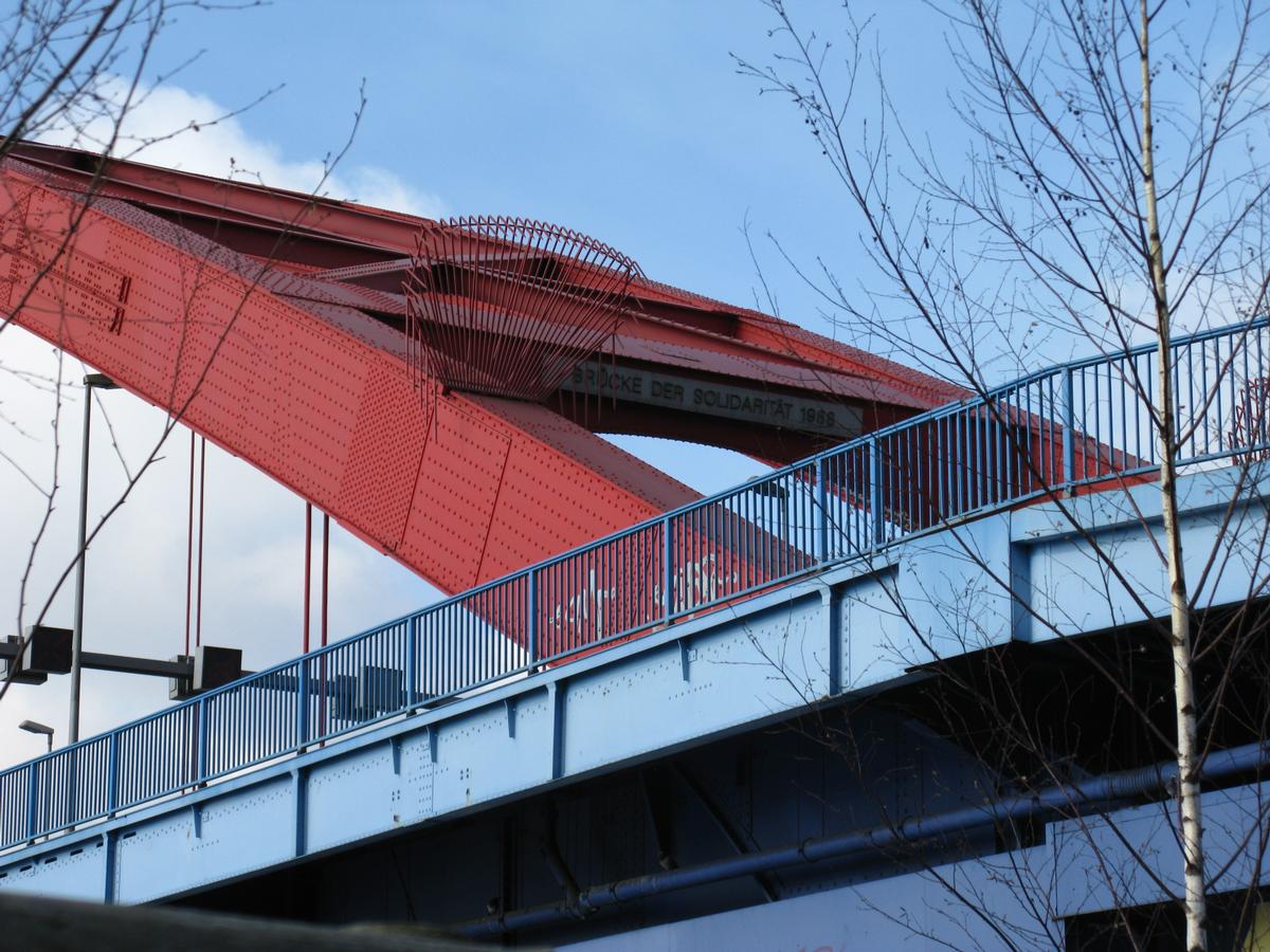Duisburg, Brücke der Solidarität 