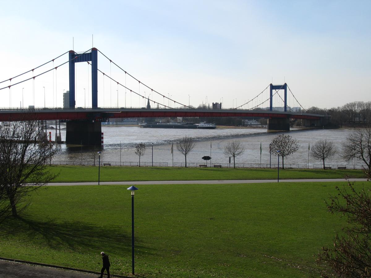 Duisburg, Friedrich-Ebert-Brücke 