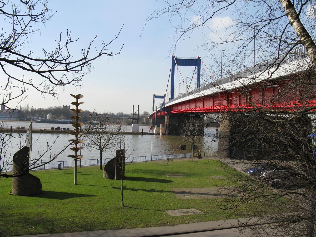 Duisburg, Friedrich-Ebert-Brücke 