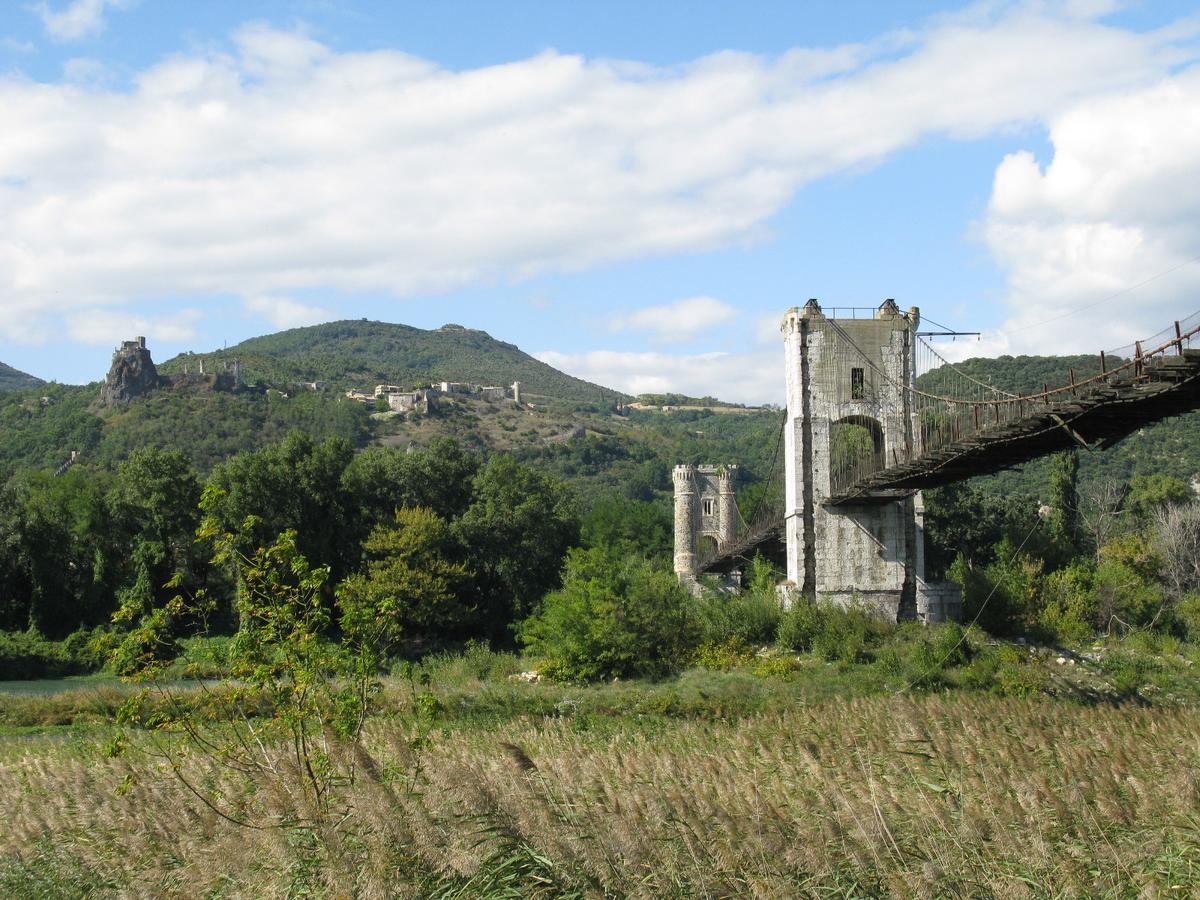 Pont de Rochemaure 