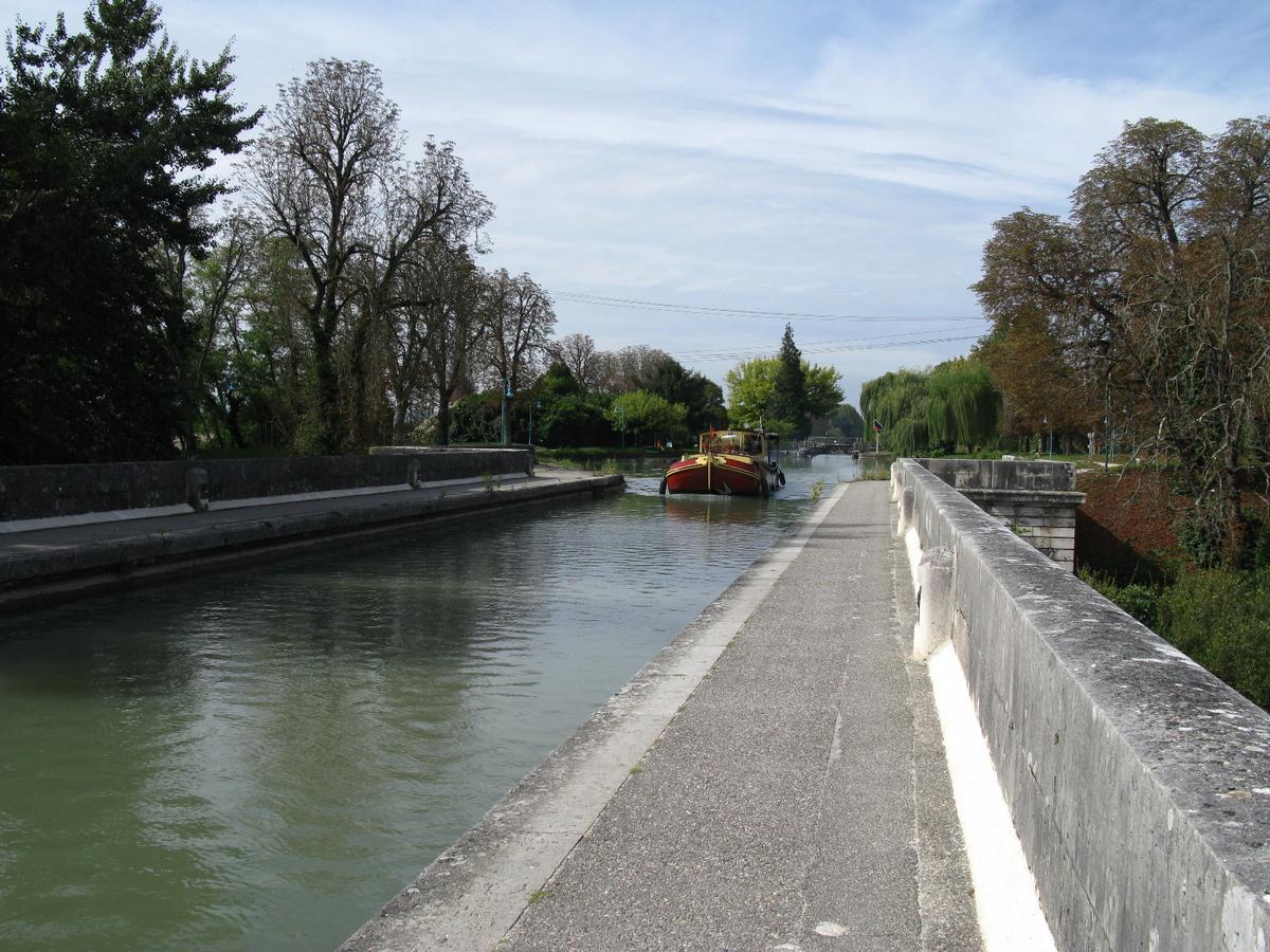 Pont-canal d'Agen 