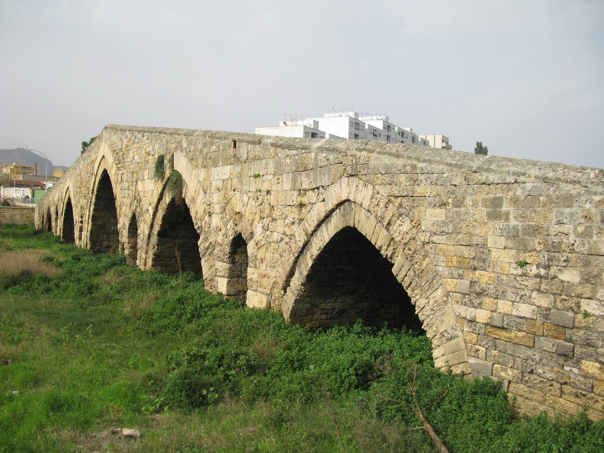 Palermo, Ponte di Ammiraglio (1113) 
