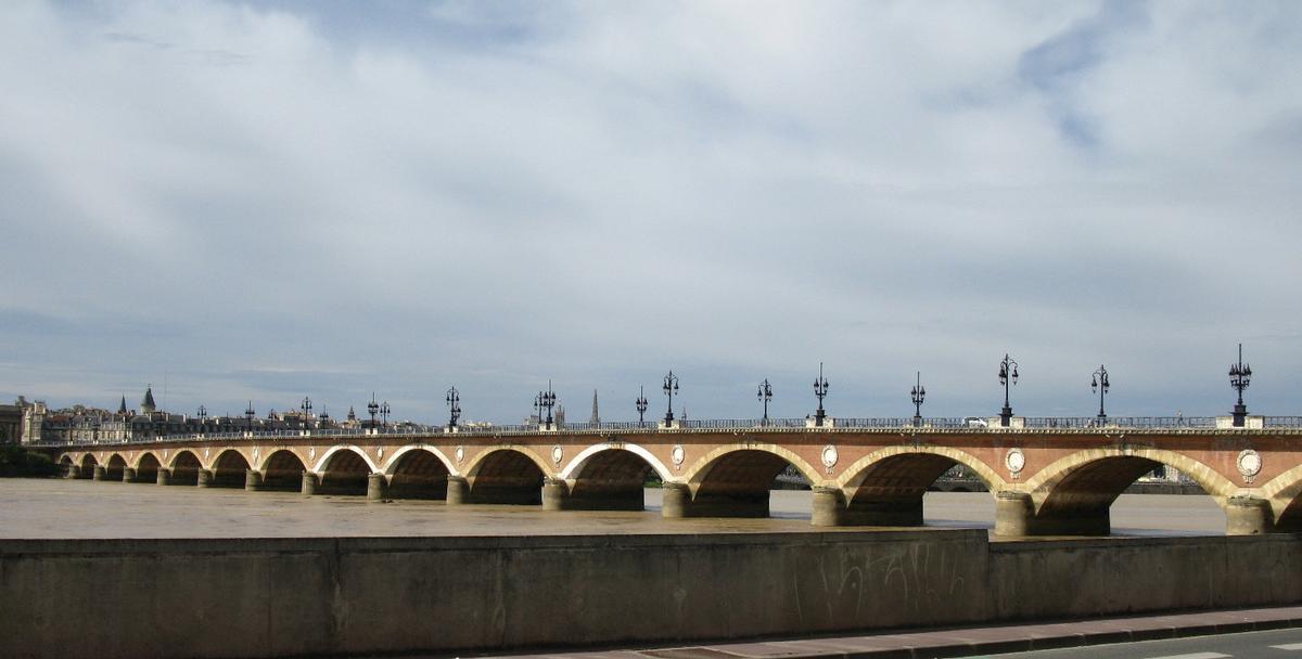 Bordeaux, Pont de Pierre 
