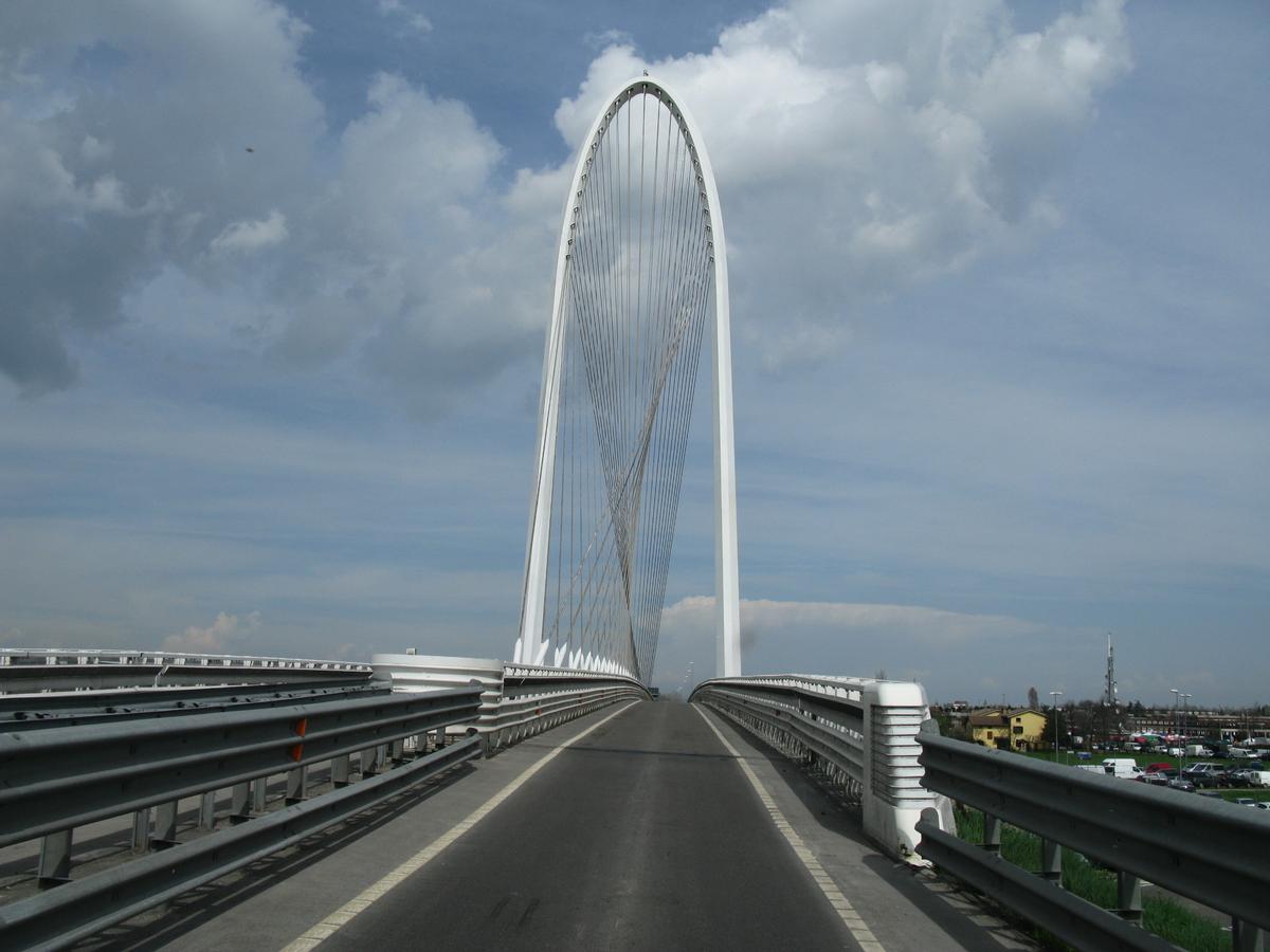 Reggio Emilia, westliche Anschlußbrücke 
