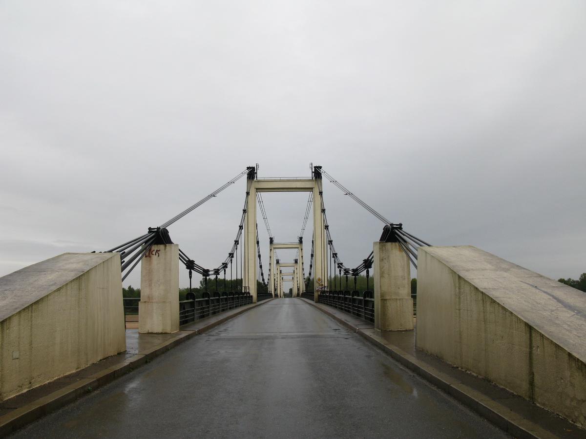 Montjean-sur-Loire Bridge 
