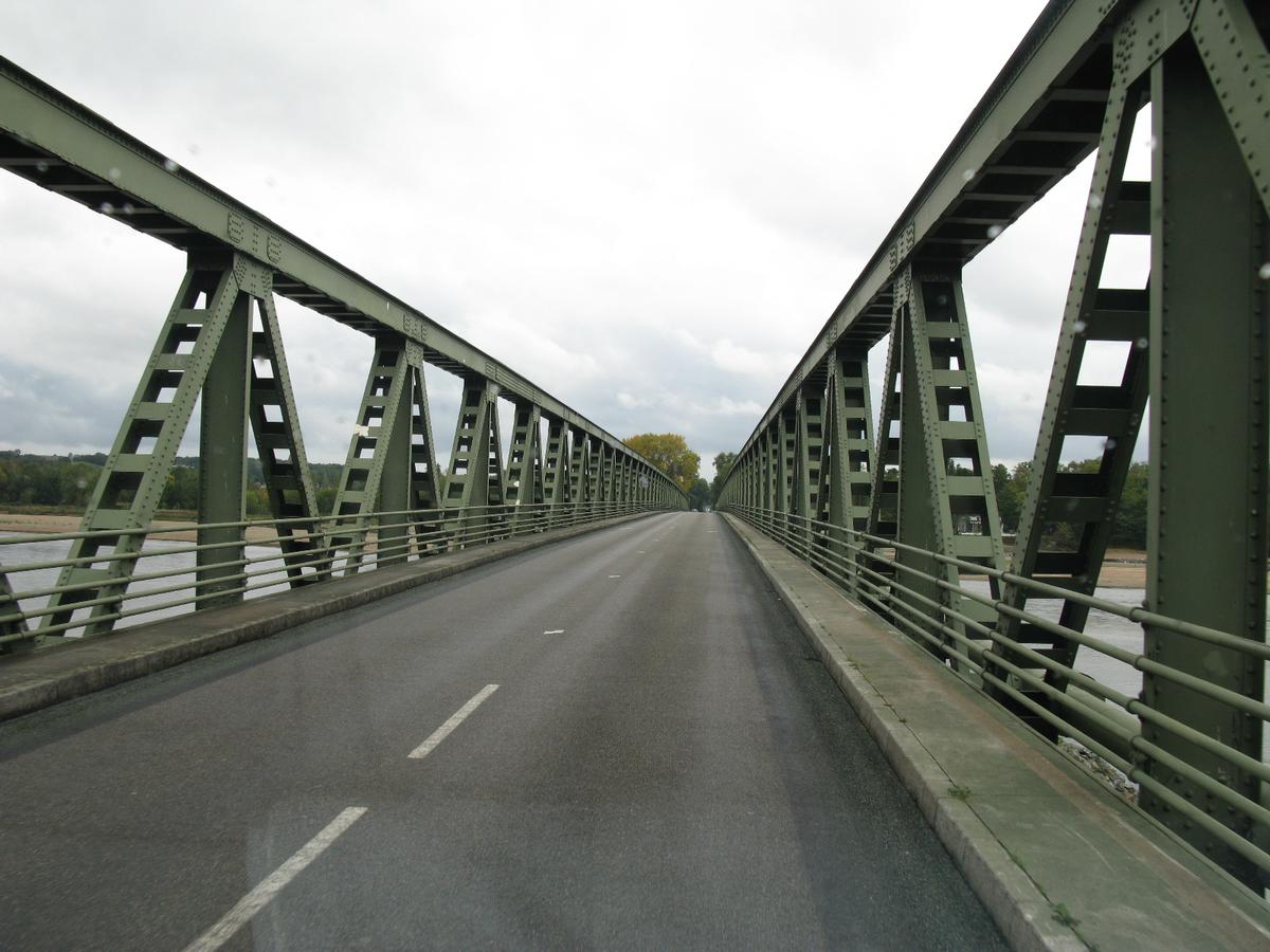 Saint-Mathurin-sur-Loire Bridge 